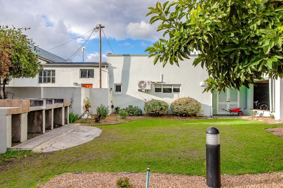 1 Bedroom Property for Sale in Wellington Central Western Cape